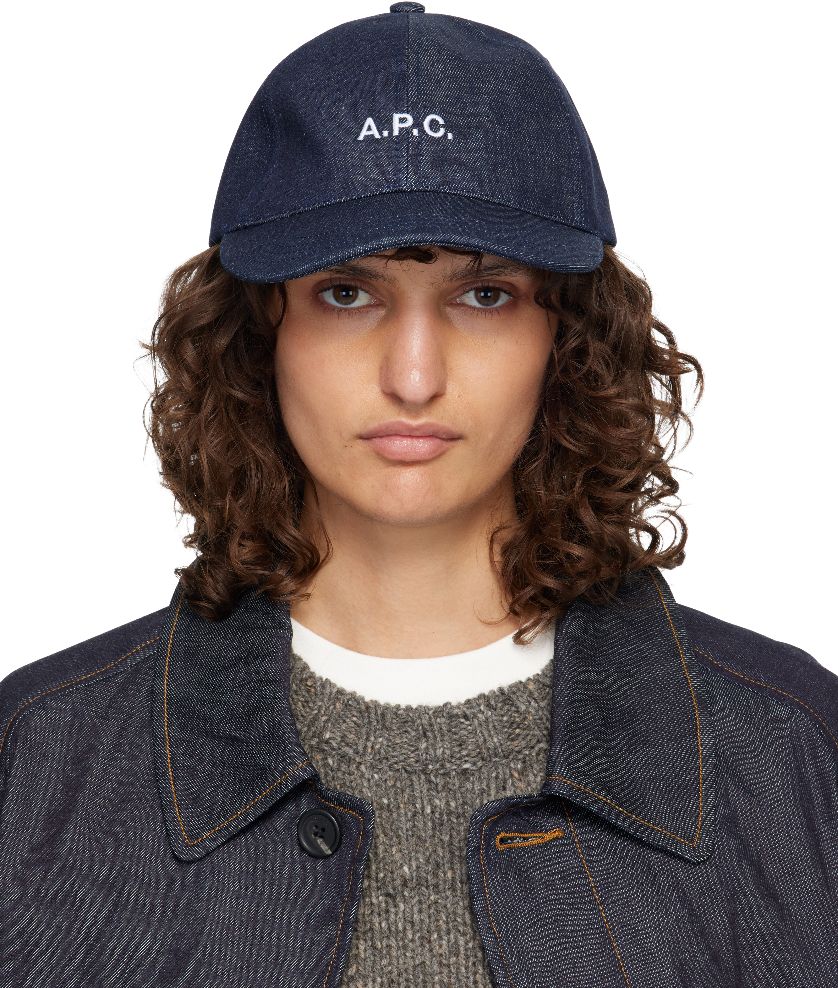 A.P.C.のネイビー Charlie ベースボールキャップがセール中