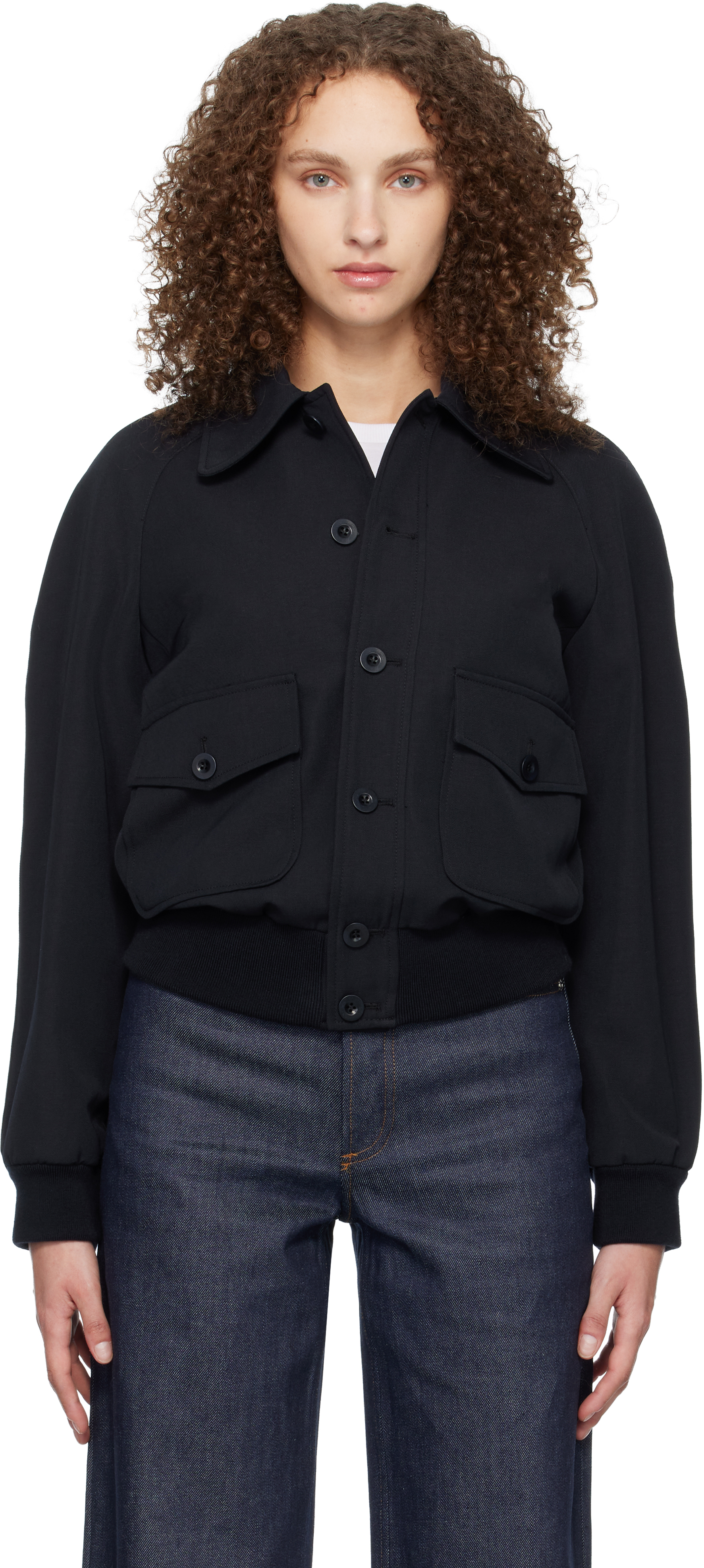 A.P.C.のネイビー Raglan ボンバージャケットがセール中