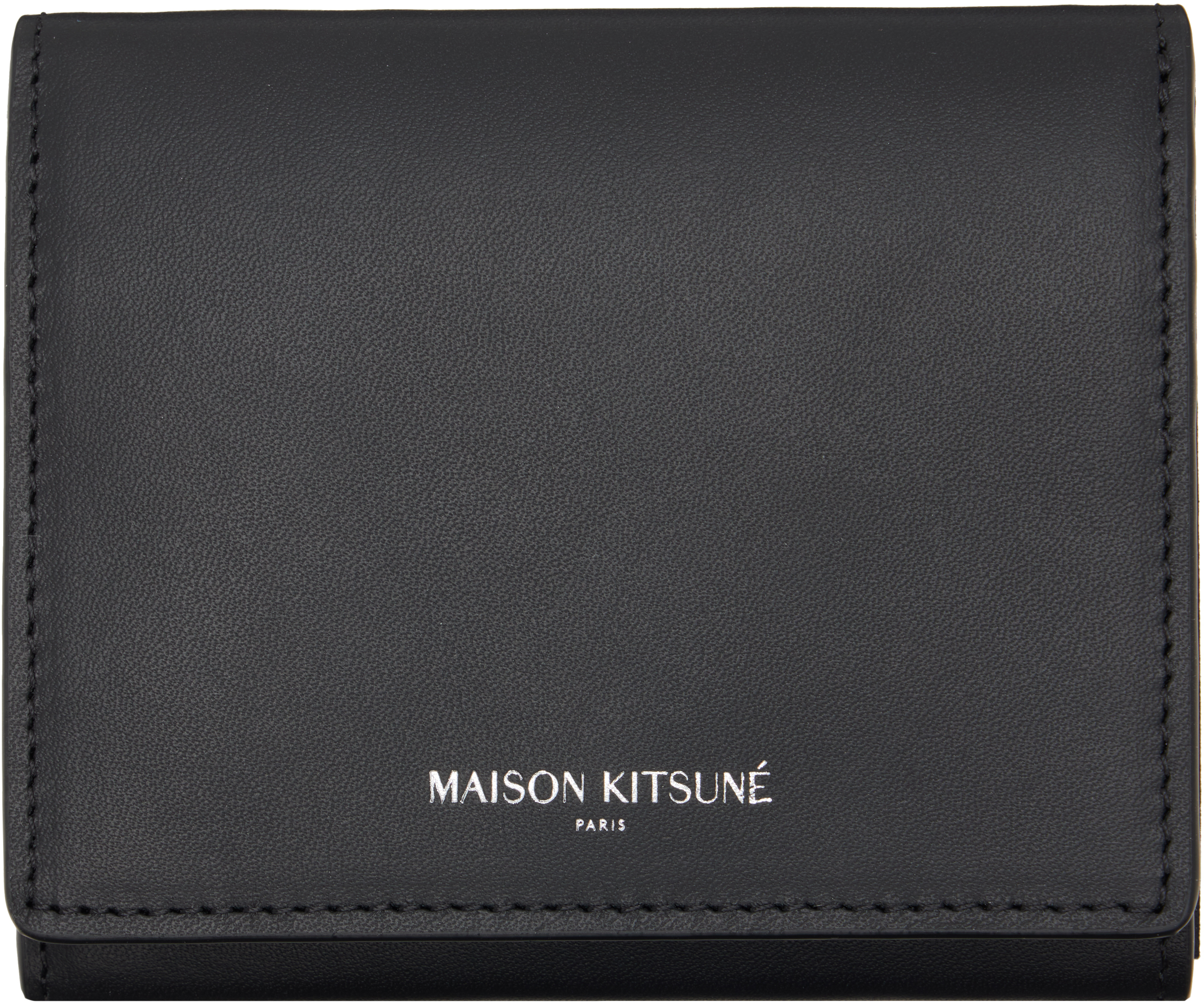 Maison Kitsunéのブラック 'Maison Kitsuné Paris' 三つ折り財布がセール中