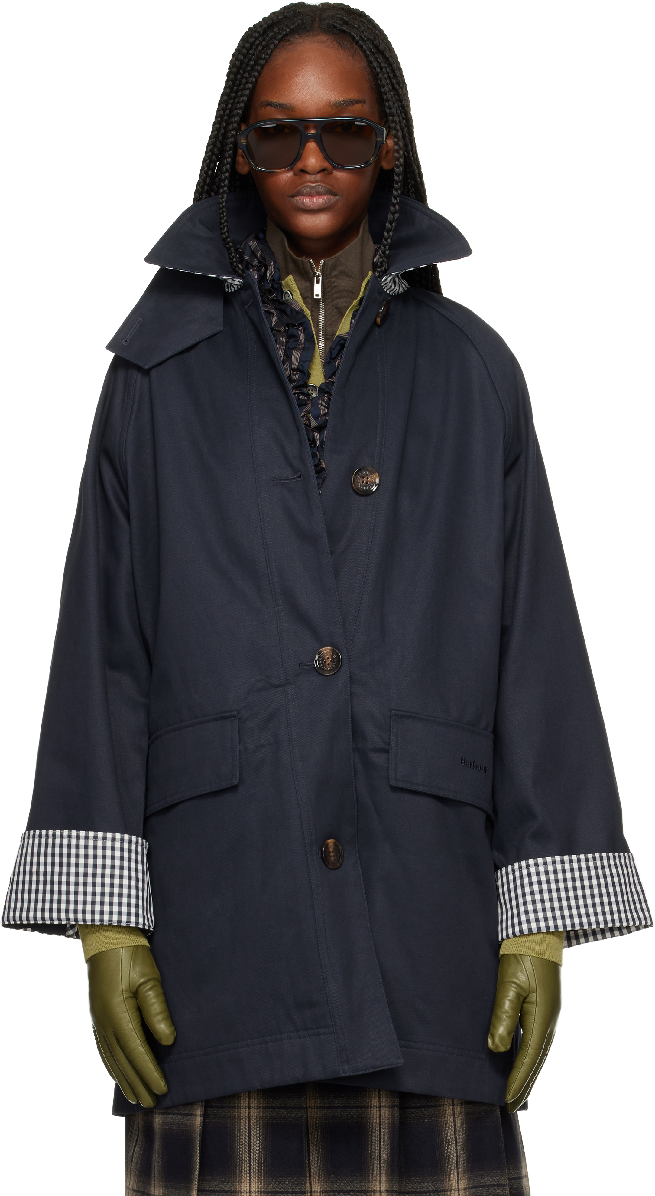 Barbourのネイビー Gabby Car Casual トレンチコートがセール中