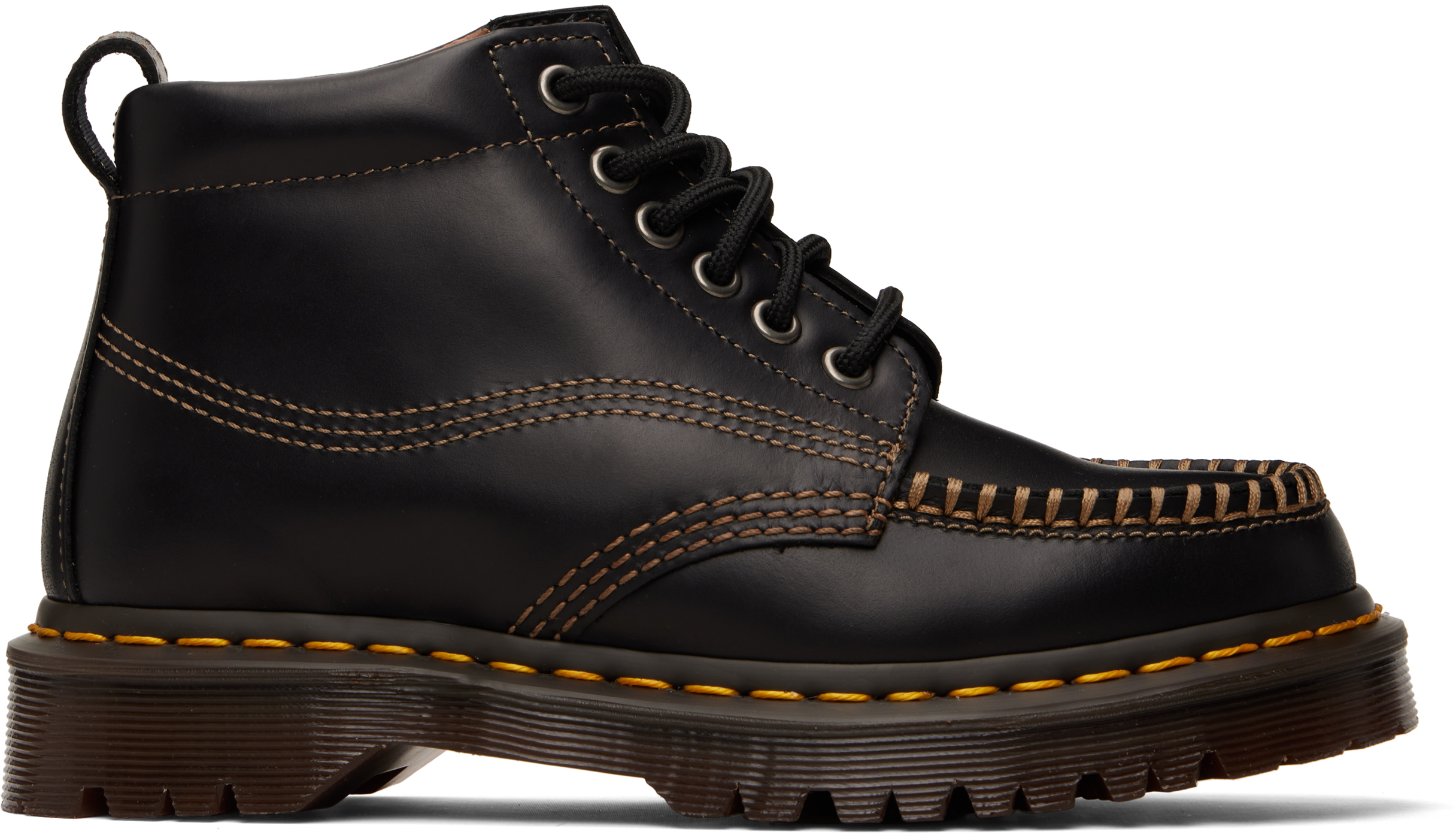 Dr. Martens ブラック チャッカブーツ Dr. Martens: ブラック Lowell モックトゥ レザー アンクル チャッカ