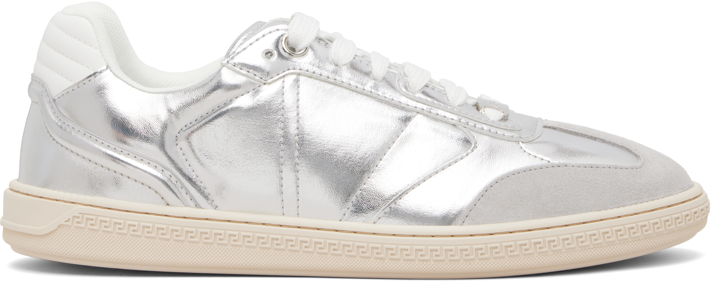 Versaceのシルバー Greca Court メタリック フェイクレザー スニーカー