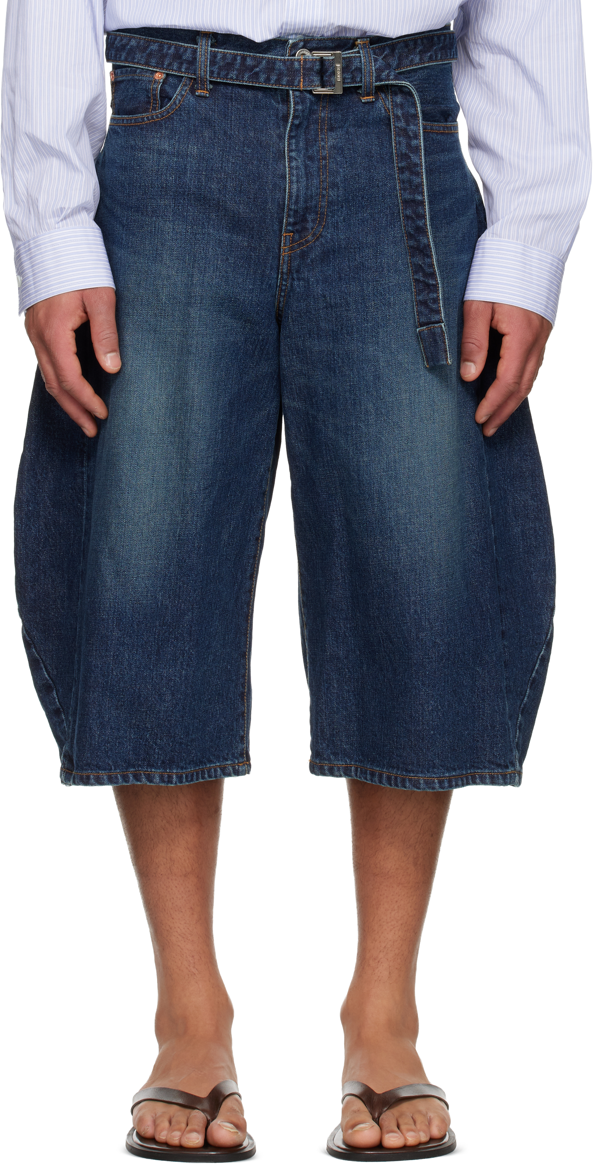 sacai: ブルー フェード デニムショートパンツ | SSENSE 日本