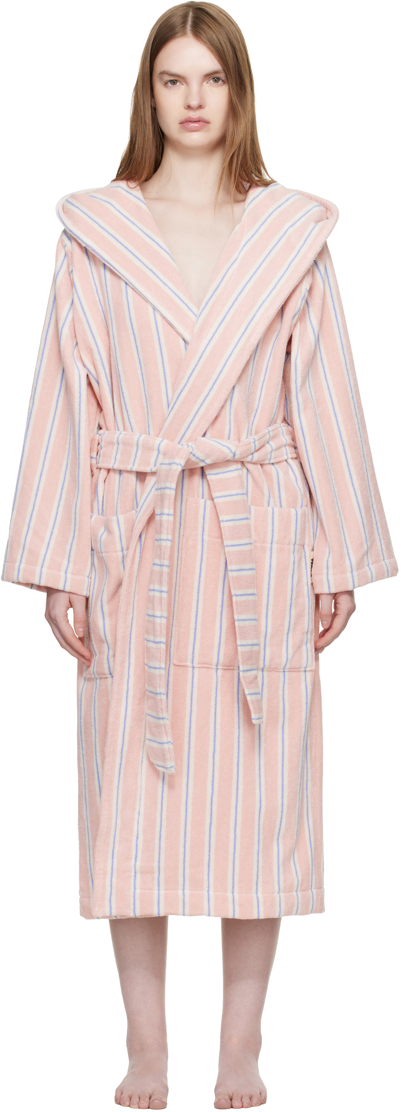 Tekla: ピンク Terry Hooded バスローブ | SSENSE 日本