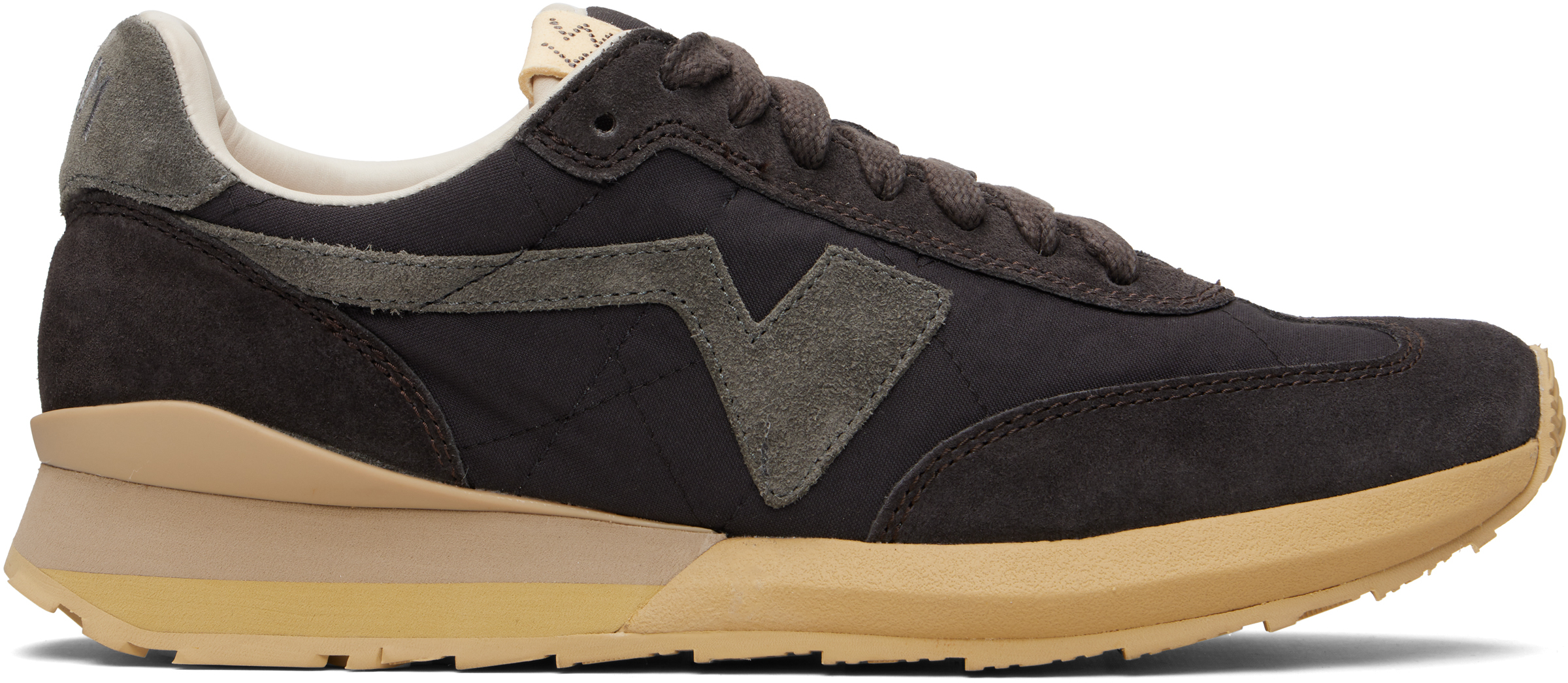 Visvim メンズ スニーカー | SSENSE 日本