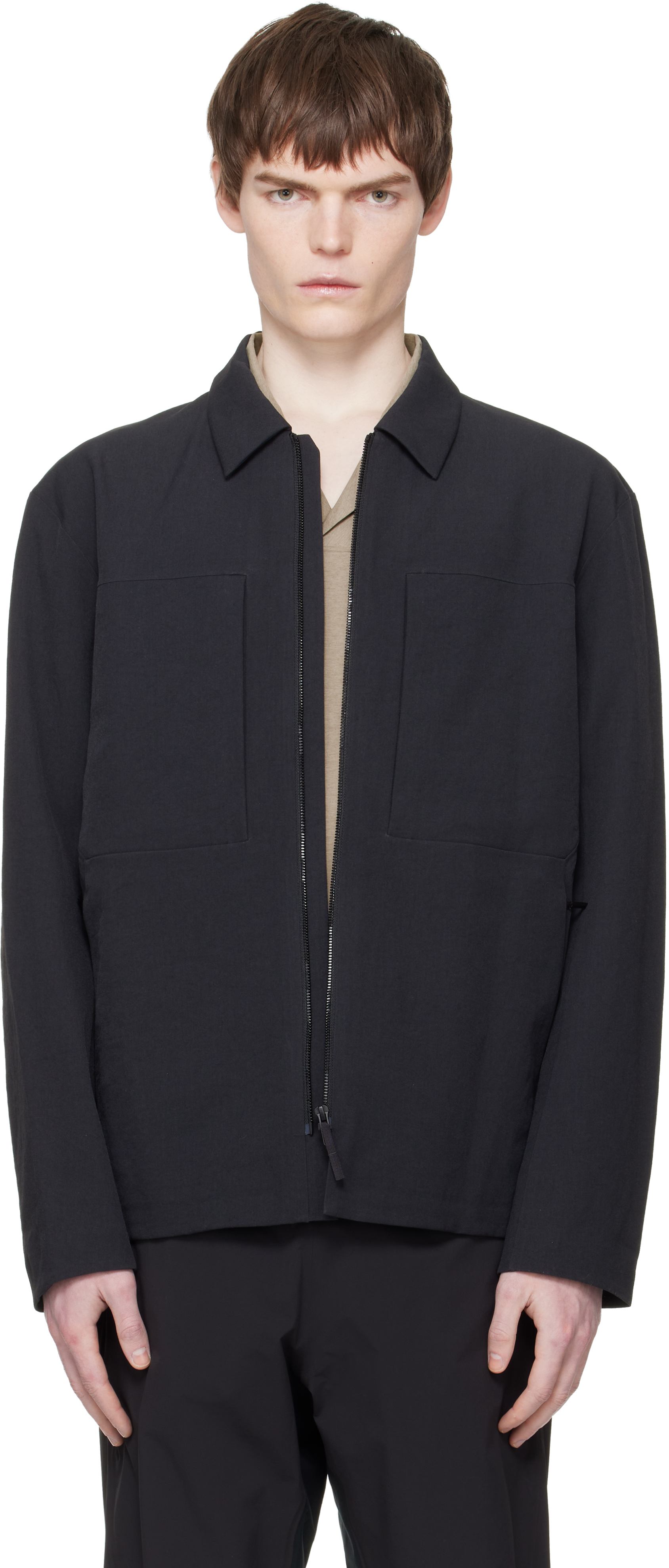 Veilance: ブラック Mionn Softshell オーバーシャツ | SSENSE 日本