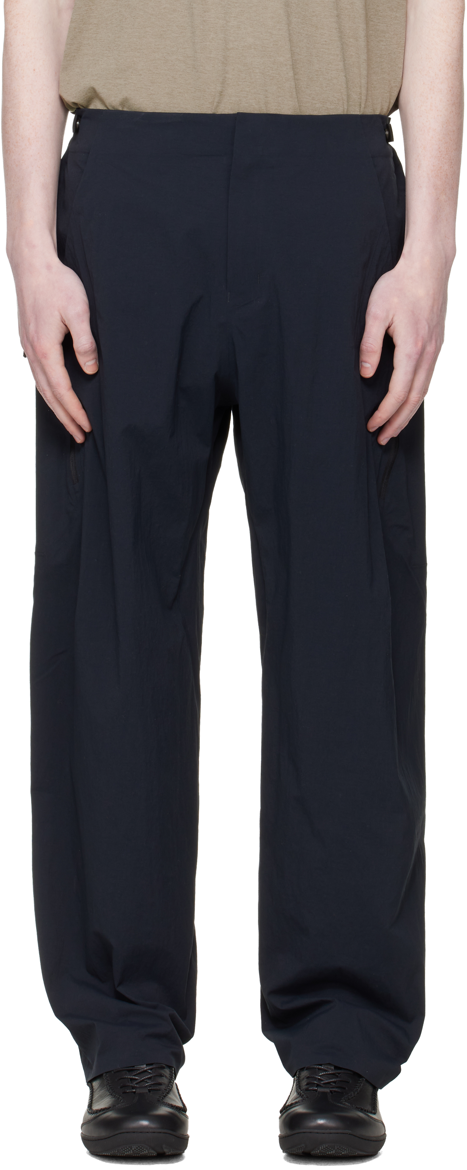 Veilance: Black Spere Cargo Pants | SSENSE Canada