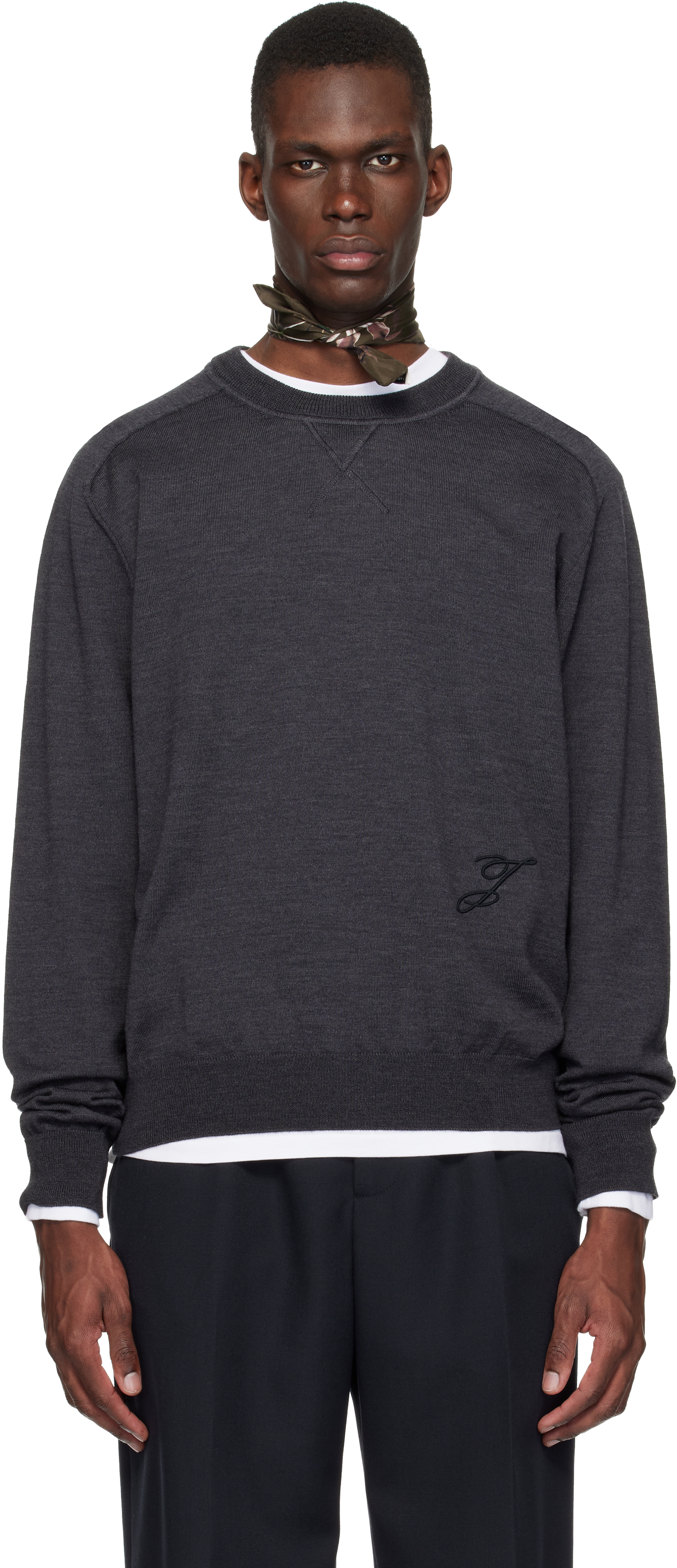 jacquemus-gray-the-j-sweater.jpg