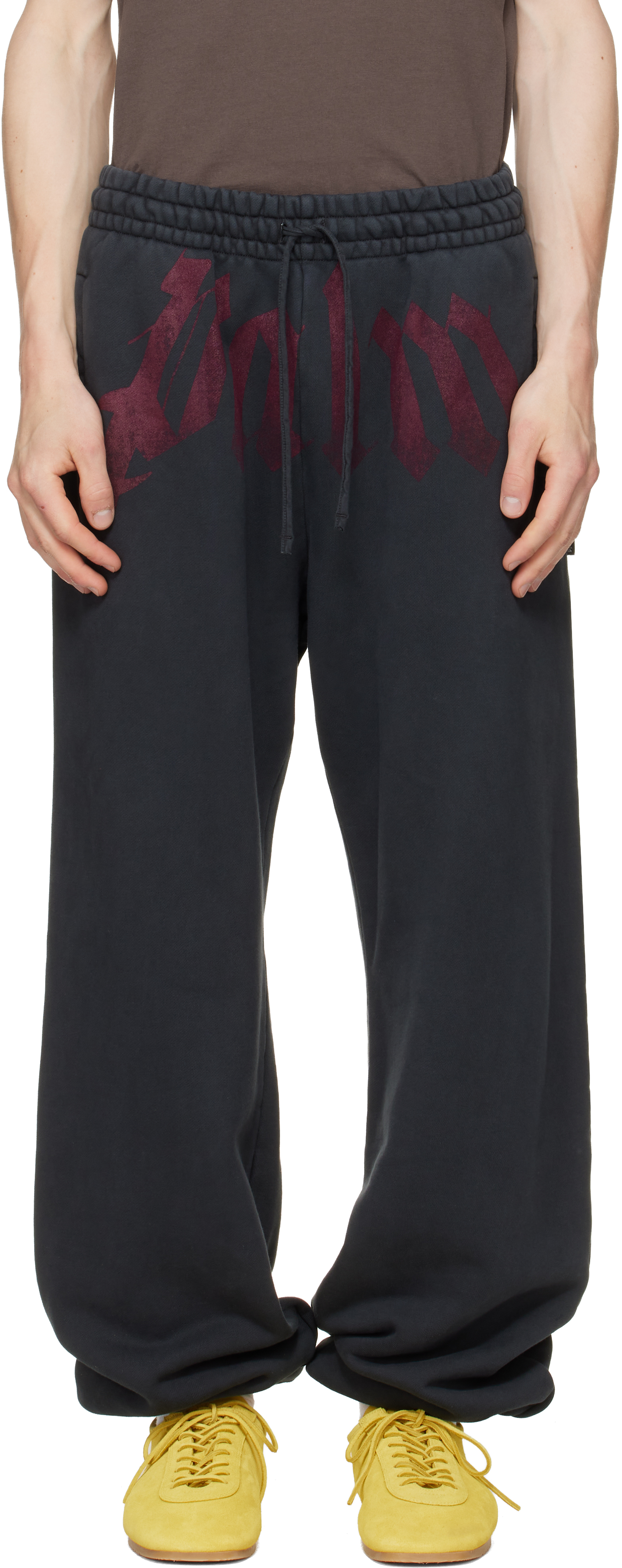 Palm Angelsのブラック Big Waist Logo スウェットパンツがセール中