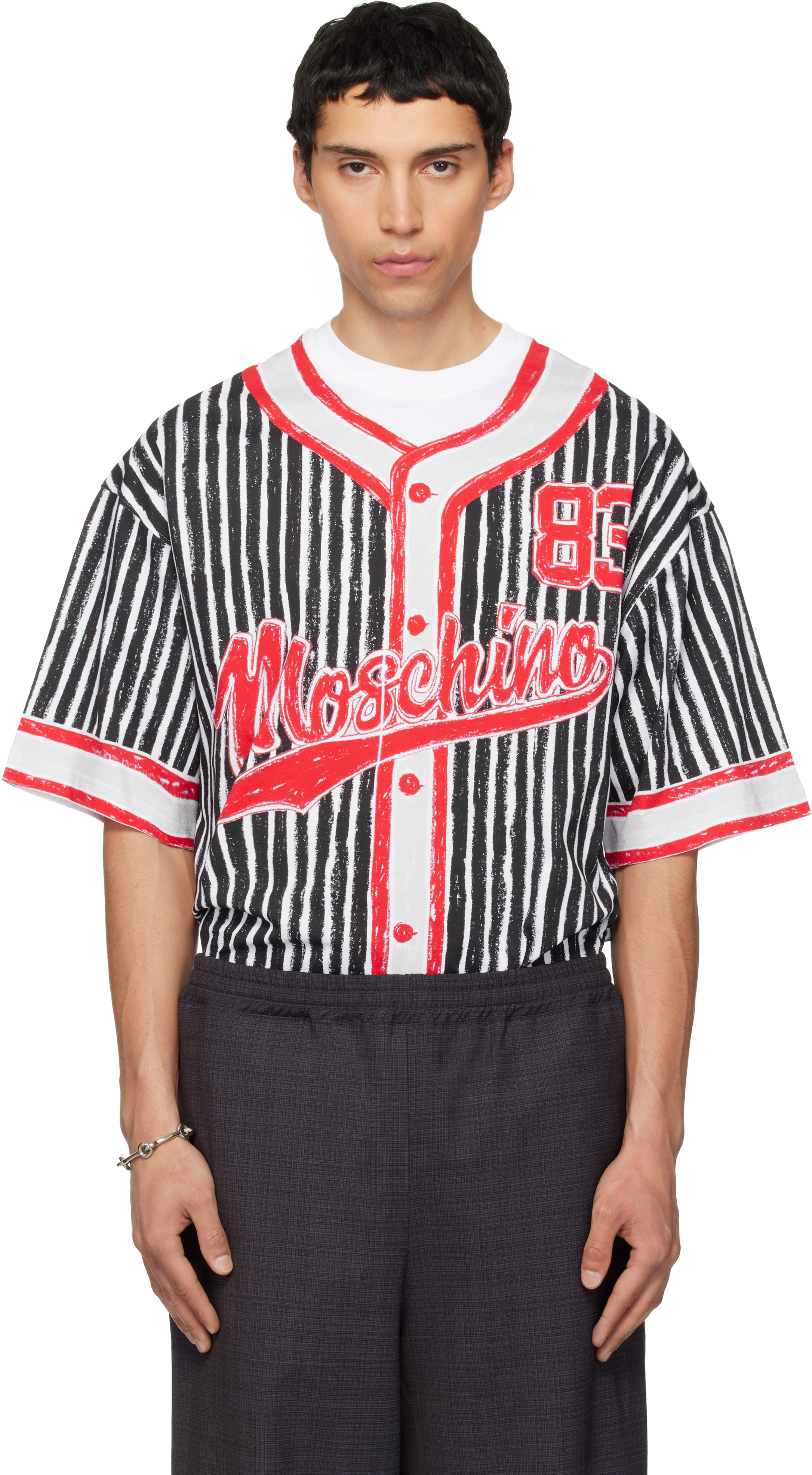 Moschino: ブラック&ホワイト Sport Inspired Tシャツ | SSENSE 日本 Moschino: ブラック&ホワイト Sport Inspired Tシャツ | SSENSE 日本
