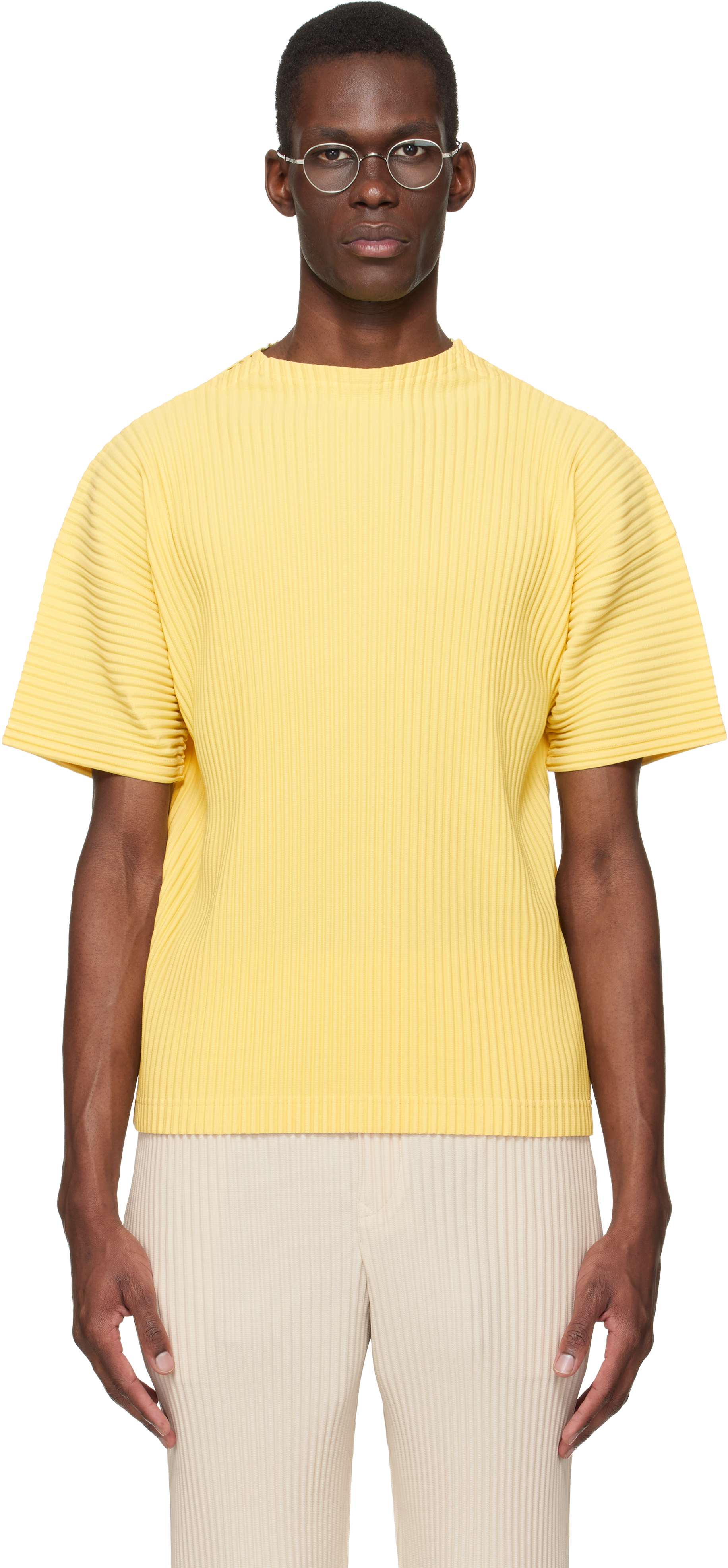 Homme Plissé Issey Miyake t-shirts for Men | SSENSE Canada