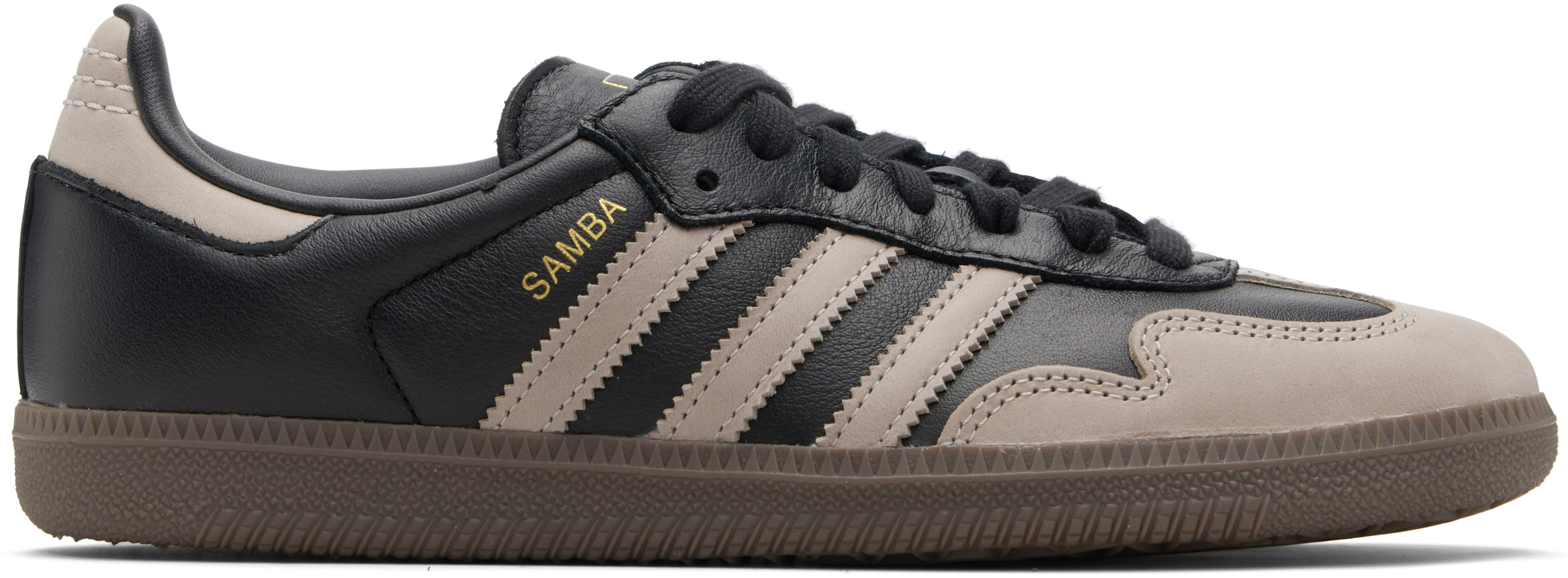 adidas Originalsのブラック＆ベージュ Samba OG スニーカーがセール中