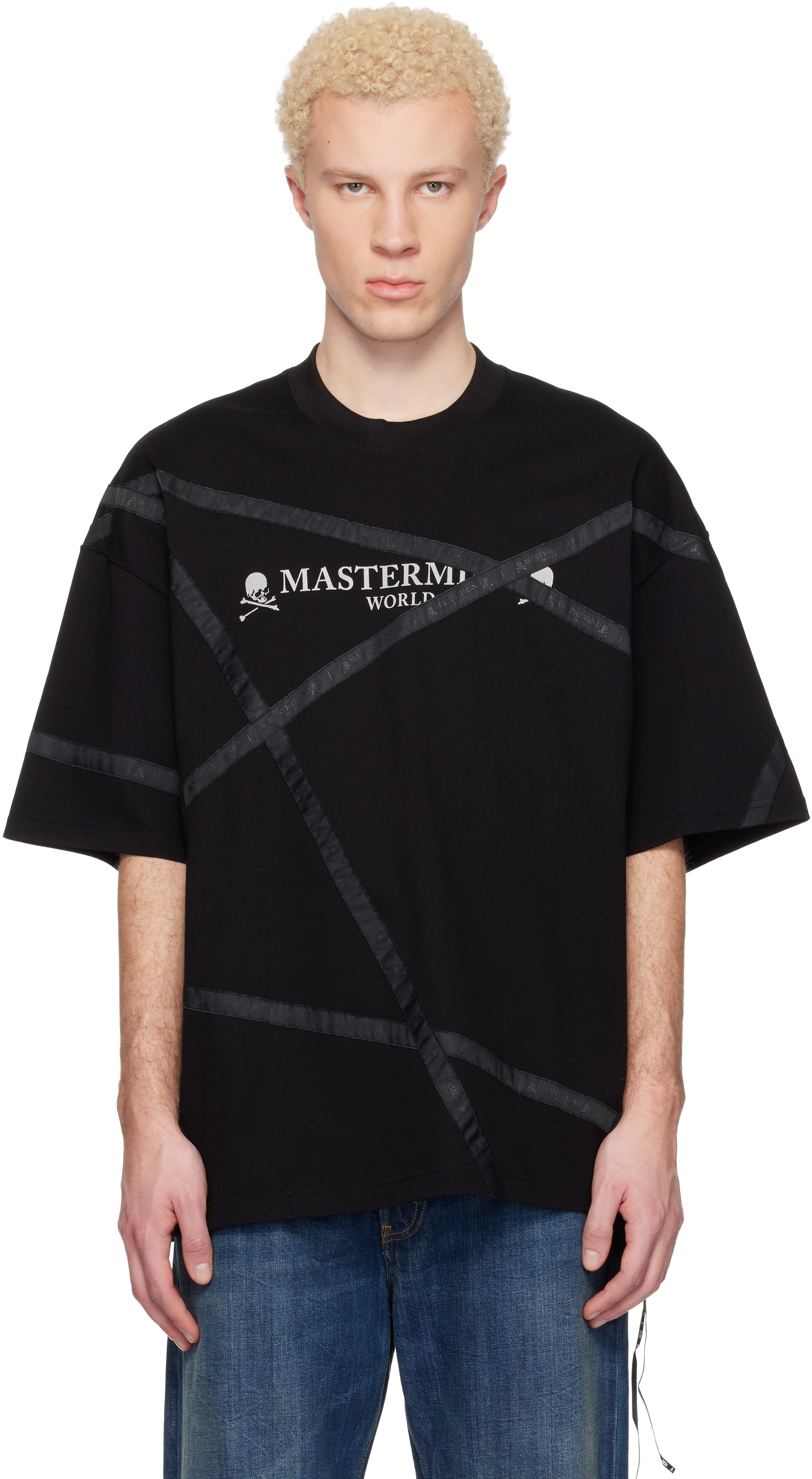 MASTERMIND WORLD: ブラック Wrapped SS Tシャツ | SSENSE 日本