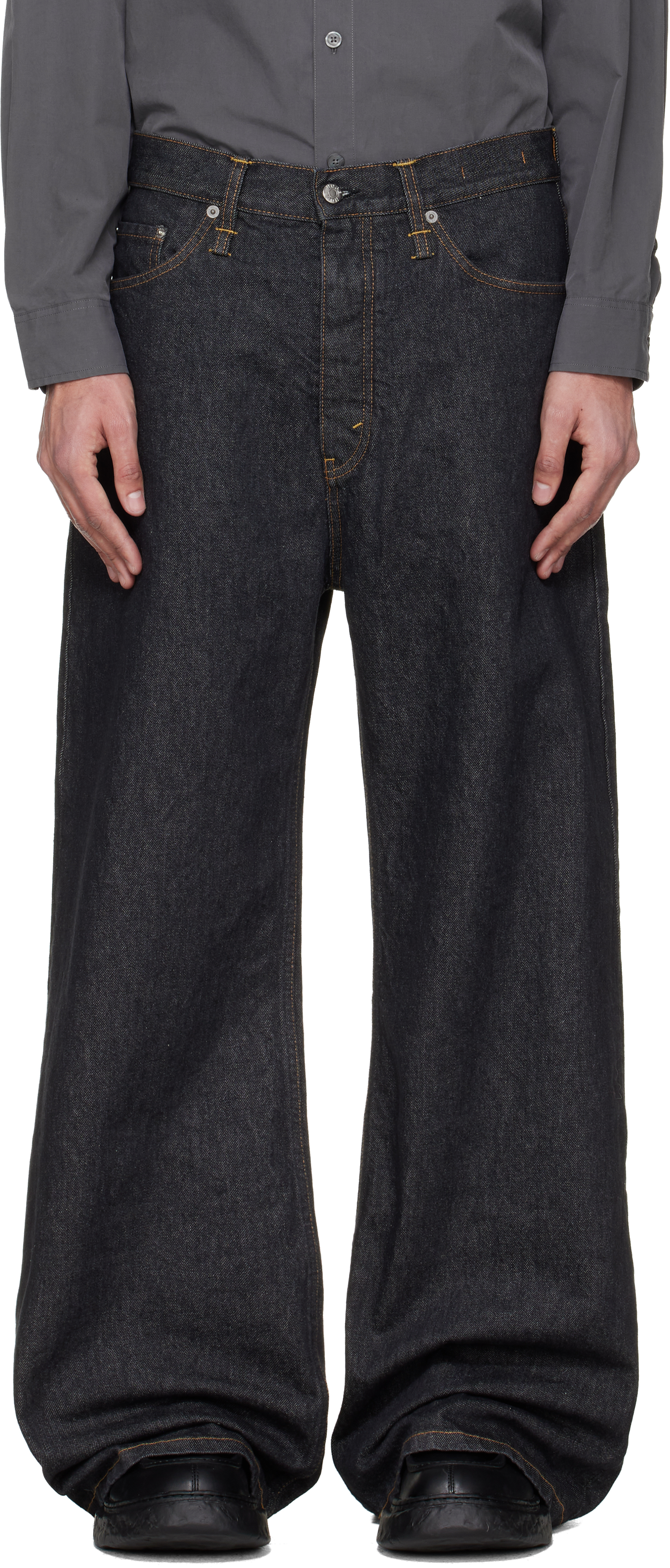 HOPE: ブラック Skid ジーンズ | SSENSE 日本