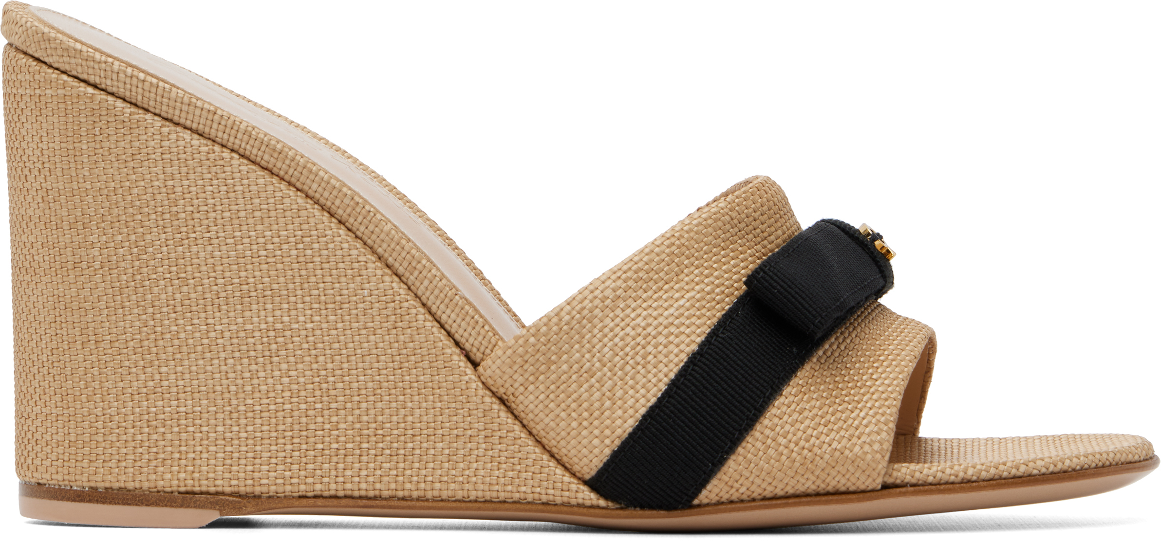 Gianvito Rossi: ベージュ Minou ウェッジヒール サンダル | SSENSE 日本