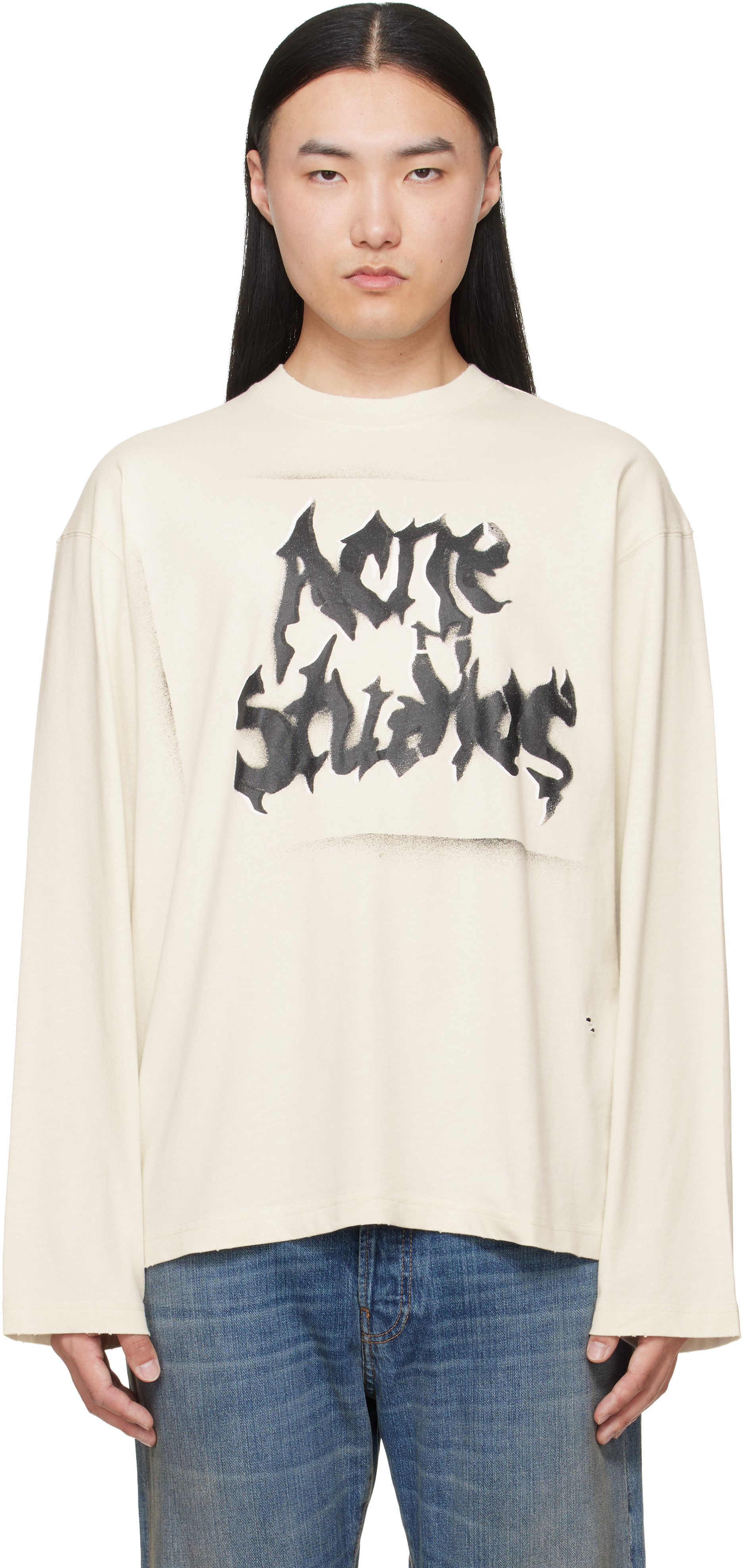 Acne Studios: オフホワイト Gothic ロゴ Tシャツ | SSENSE 日本