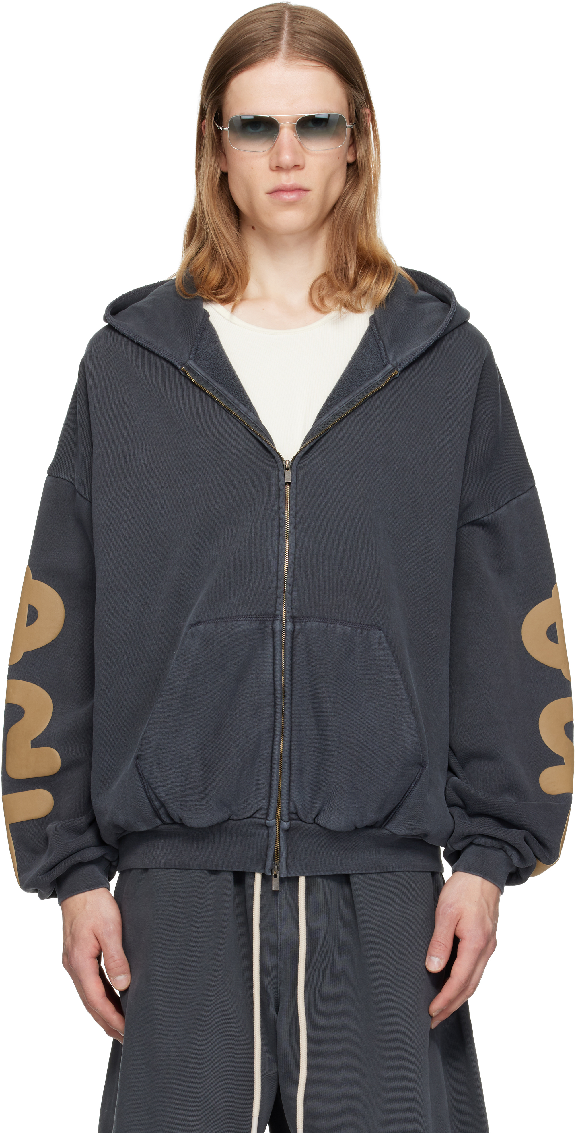Fear of God ESSENTIALS: グレー 90's ジップアップフーディ | SSENSE 日本