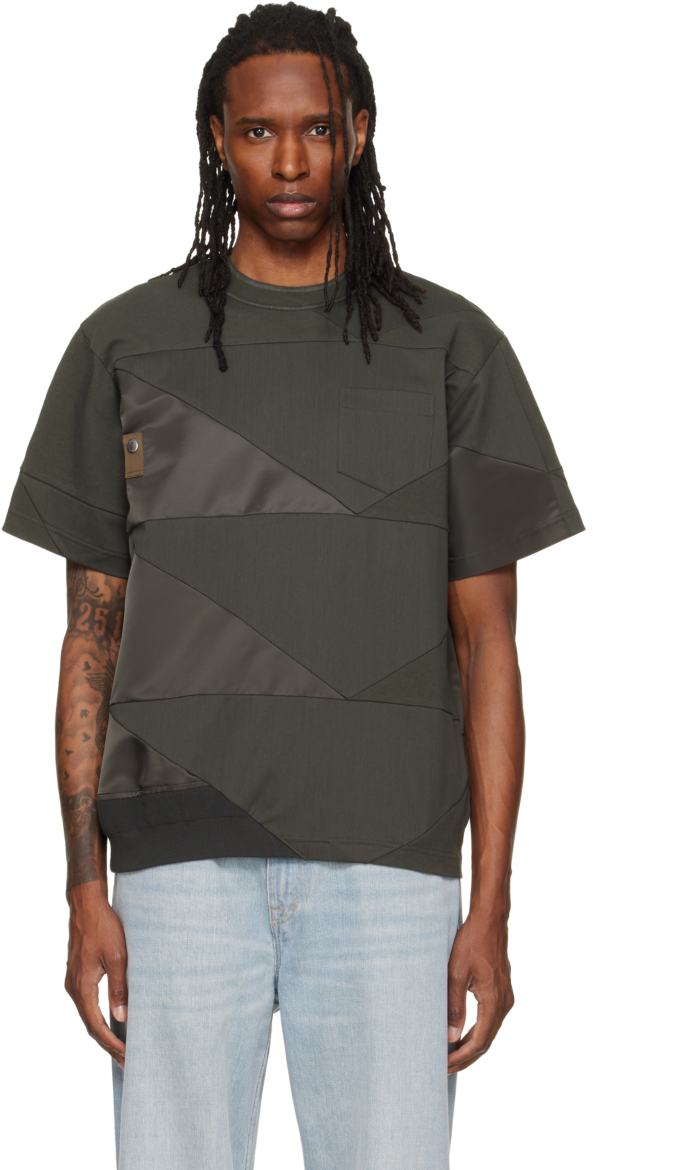 sacai: カーキ A.P.C.エディション Quilts Tシャツ | SSENSE 日本