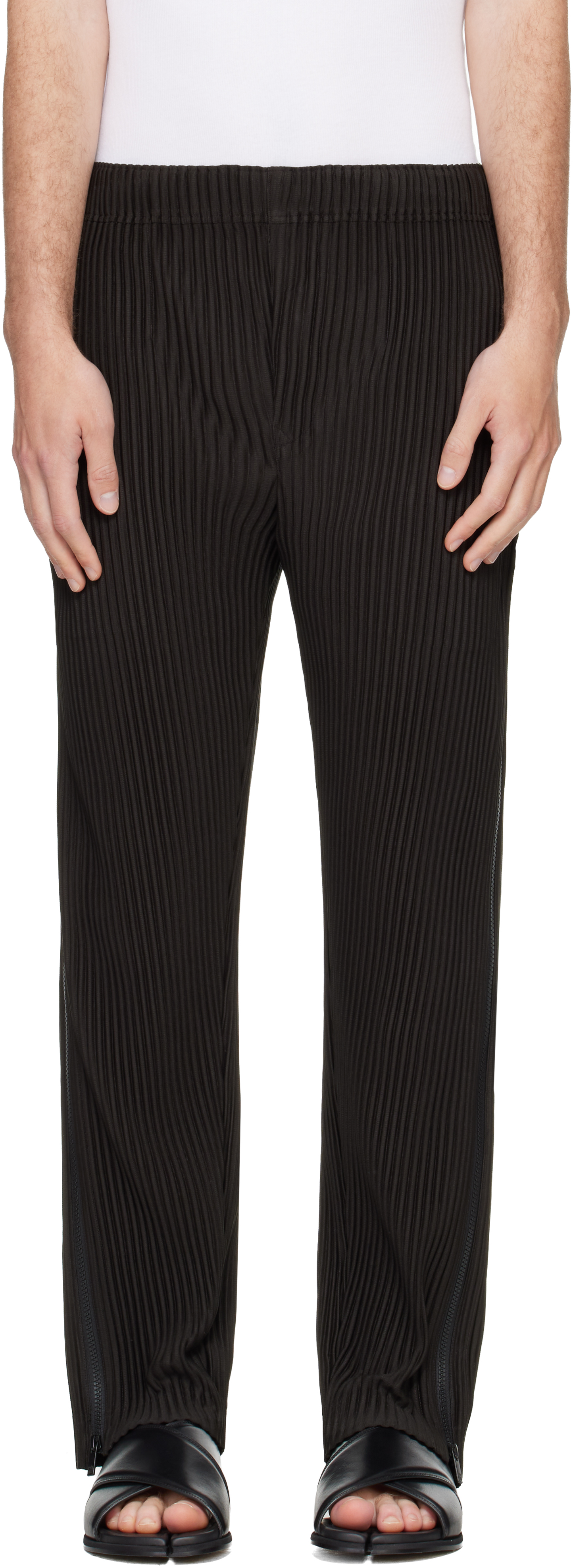HOMME PLISSÉ ISSEY MIYAKE: Black Multi-Fastened Trousers | SSENSE