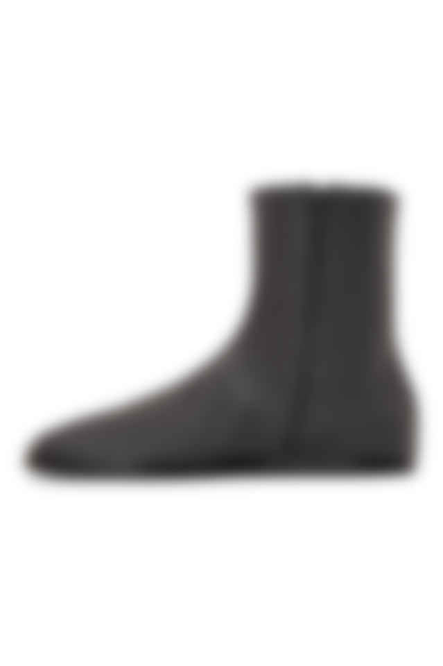 maison margiela flat tabi boots