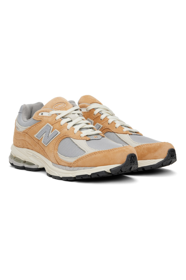 new balance 2002r tan