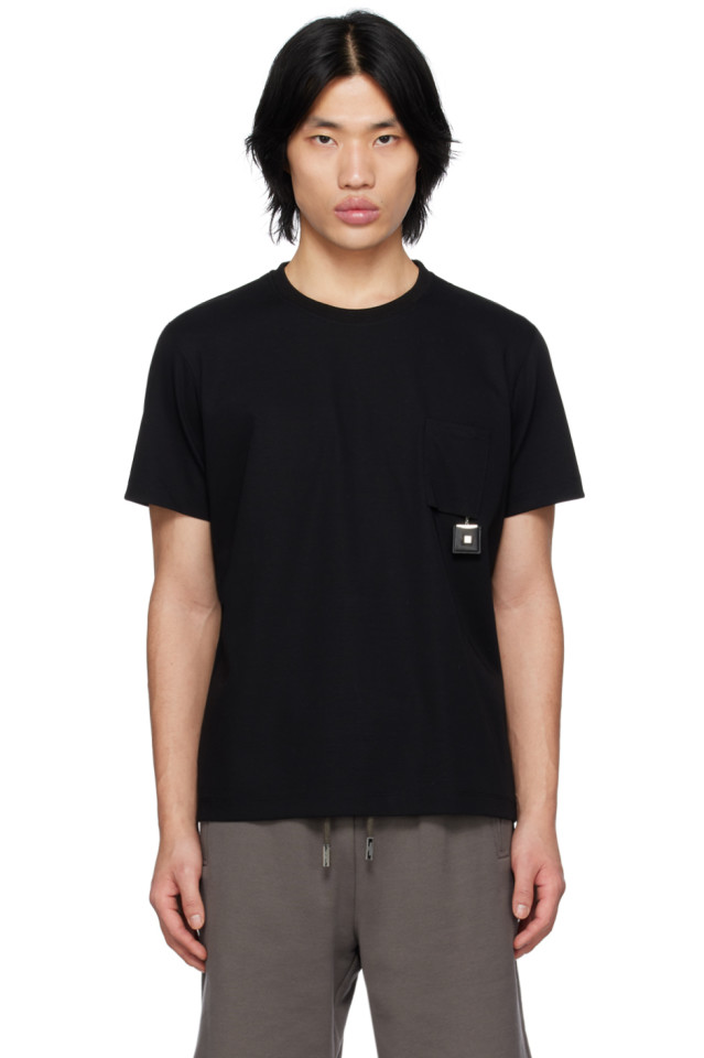 Black pocket outlet tee
