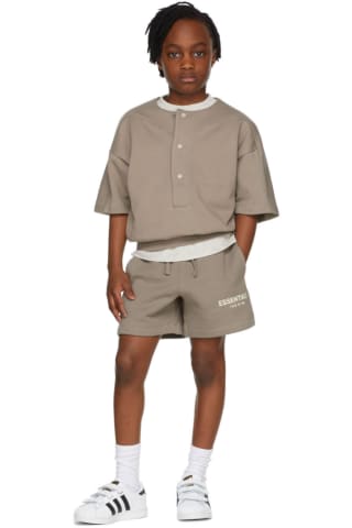 피어오브갓 에센셜 키즈 반바지 (20220429 드랍) Essentials Kids Taupe Logo Shorts,Desert Taupe Size: child