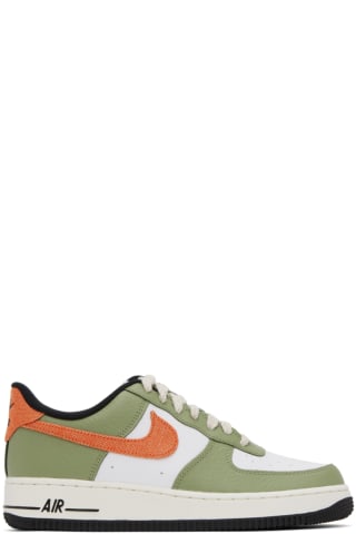 나이키 에어포스 1 07 남성 스니커즈 Nike White &amp; Green Air Force 1 07 Sneakers,Oil Green