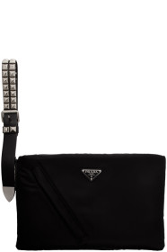 Prada - Pochette rembourrée en nylon noire