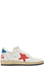 Golden Goose - Baskets en peau retournée blanches et rouges Ball Star