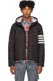 Thom Browne - Blouson à capuche matelassé en duvet noir 4-Bar