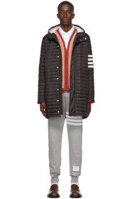 Thom Browne - Manteau matelassé en duvet à capuche noir 4-Bar