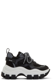 Prada - Baskets noires et blanches Chunky