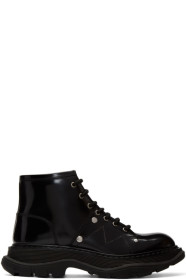 Alexander McQueen - Bottes lacées noires Tread