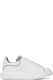 Alexander McQueen - SSENSE 独家发售白色 & 银色阔型运动鞋