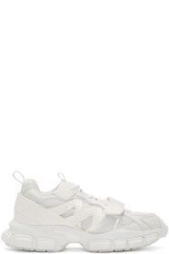 Juun.J - White Strap Point Sneakers