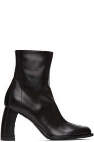 Ann Demeulemeester - 黑色弧形鞋跟踝靴