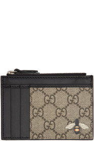 Gucci - ベージュ GG ビー ジッパー カード ホルダー