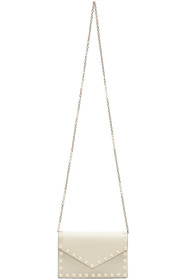Valentino - Off-White Valentino Garavani Rockstud Envelope Shoulder Bag