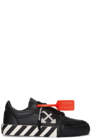 Off-White - ブラック & ホワイト ロー バルカナイズ スニーカー