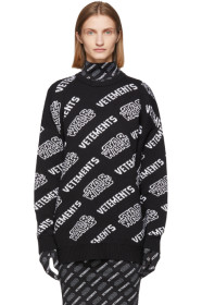 VETEMENTS - Pull noir et blanc All Over Logo édition STAR WARS