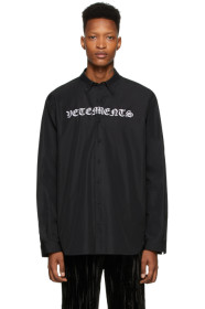 VETEMENTS - Black Gothic Logo Shirt