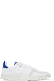 adidas Originals - ホワイト & ブルー スーパーコート スニーカー