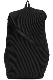 Pleats Please Issey Miyake - 黑色 Bias 褶裥双肩包