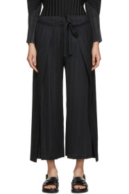 Pleats Please Issey Miyake - 黑色系带压褶长裤