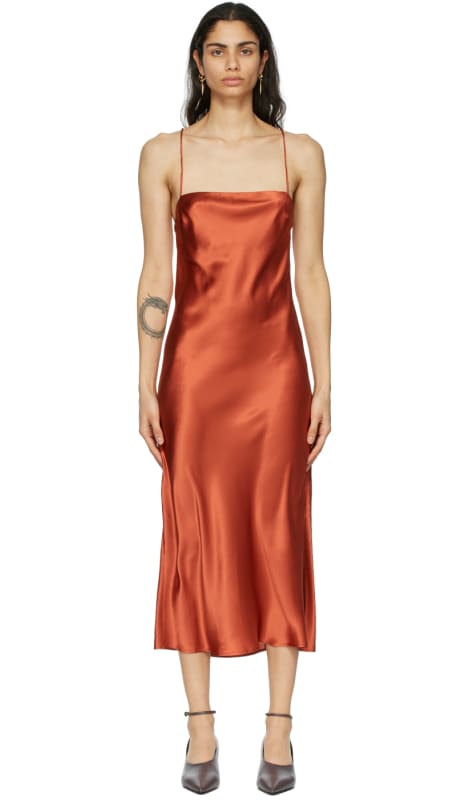 robe en soie rouge