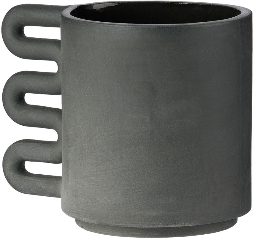 https://img.ssensemedia.com/images/b_white,g_center,f_auto,q_auto:best/221584M609000_2/lolly-lolly-ceramics-black-12-100-mug.jpg