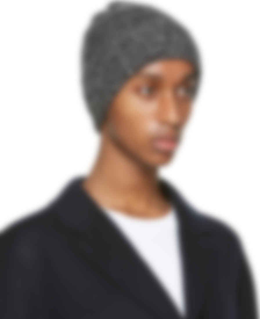 acne ribbed beanie