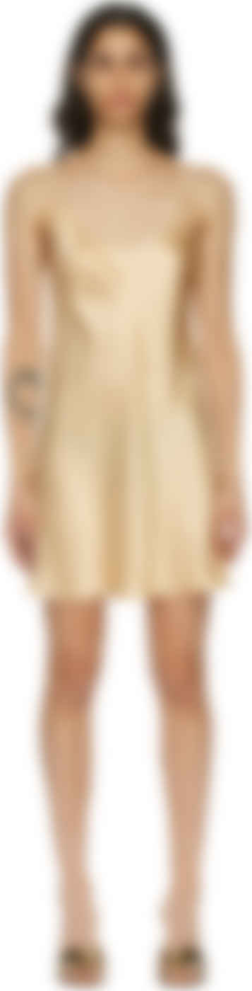 fond de robe beige