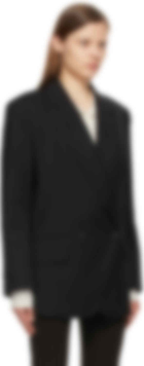 black loose blazer